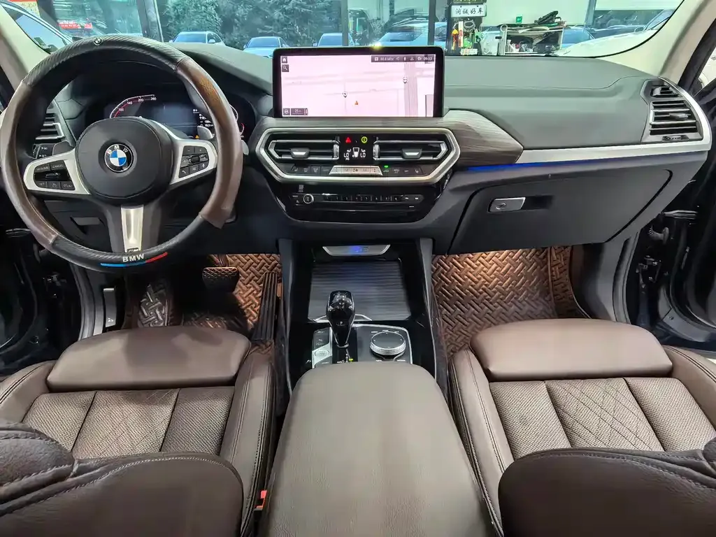 BMW X3 — фото 10