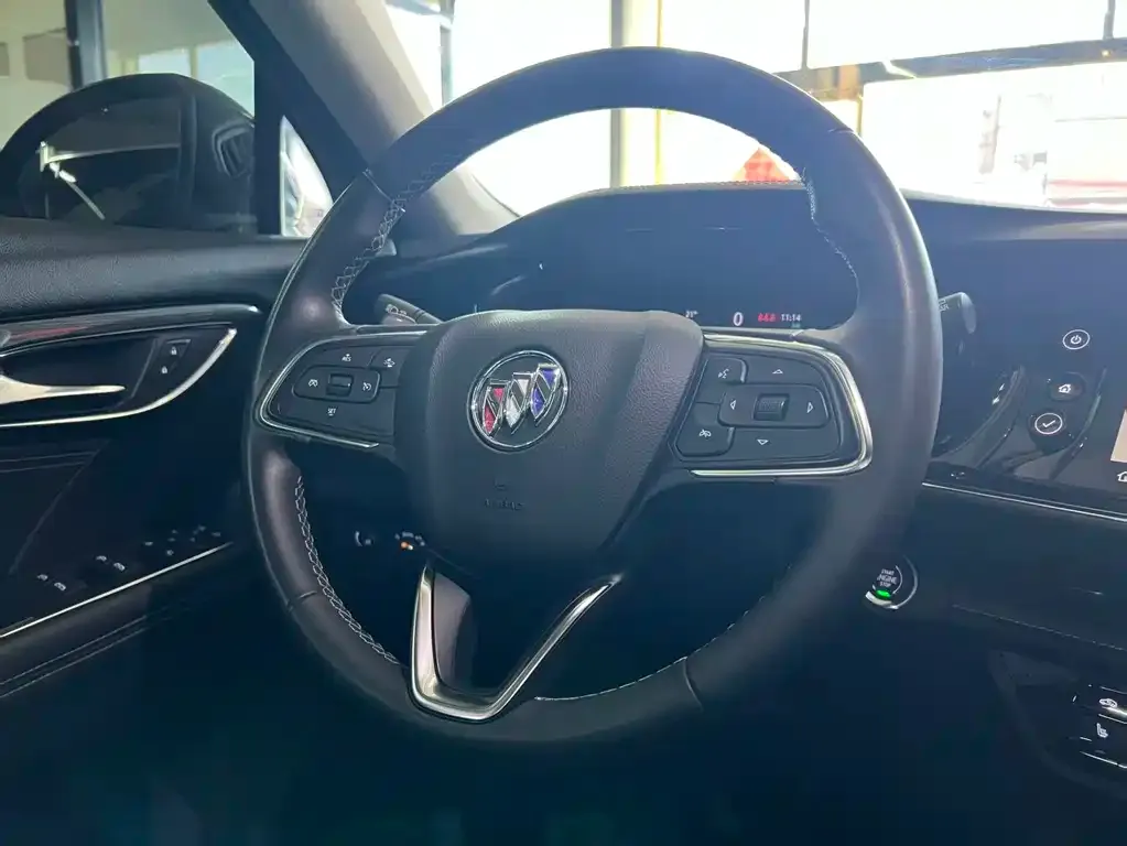 Buick Envision S — фото 2