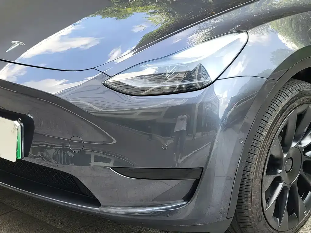 Tesla Model Y — фото 6