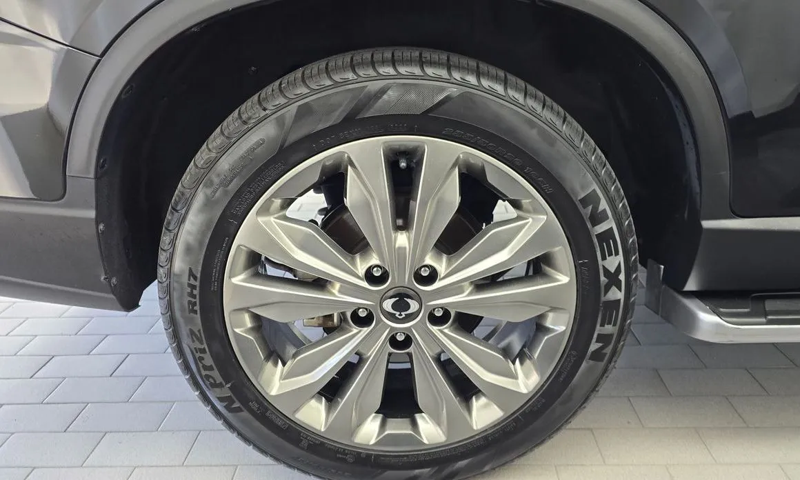 KG Mobility (Ssangyong) Rexton — фото 9