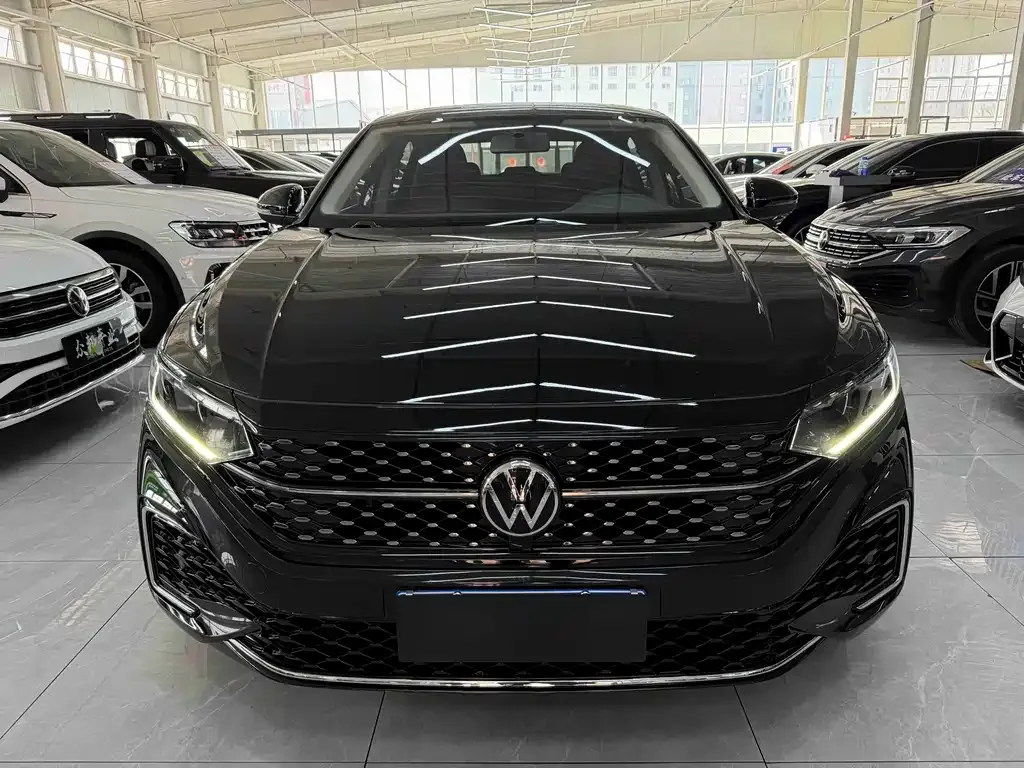 Volkswagen Passat — фото 4