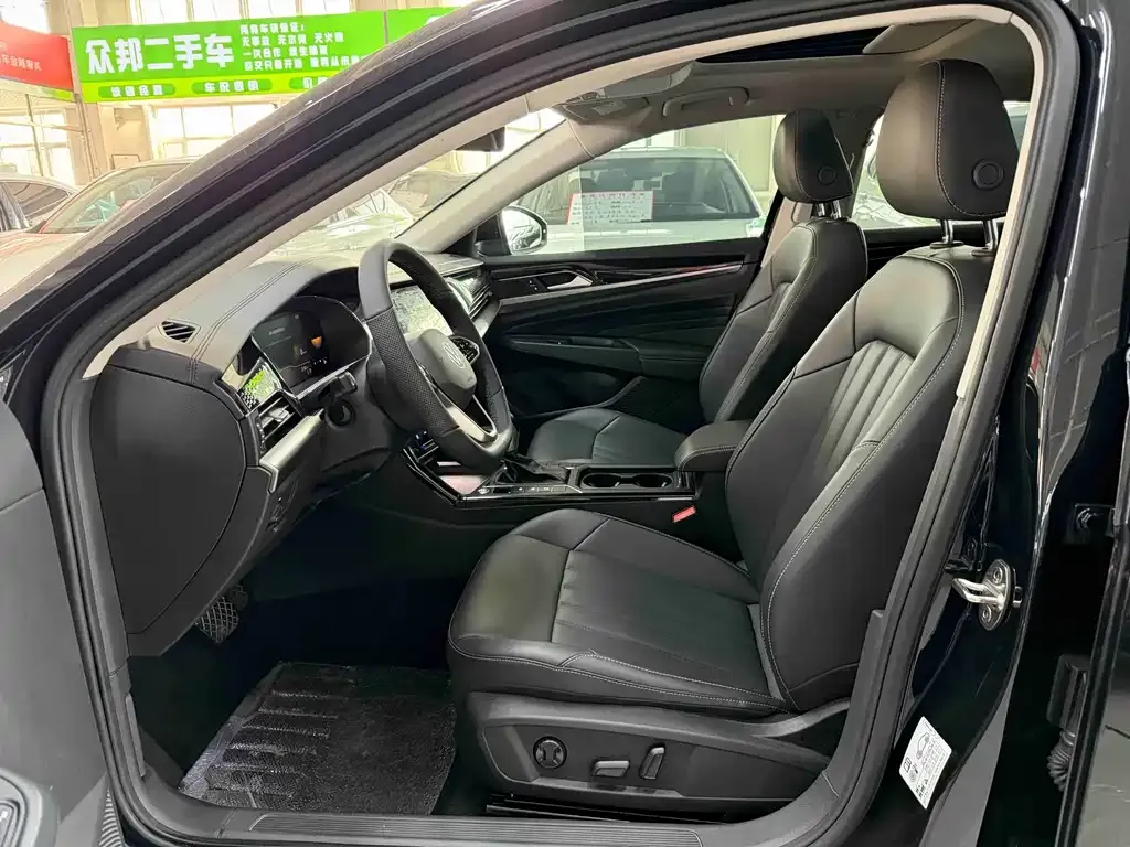 Volkswagen Passat — фото 8
