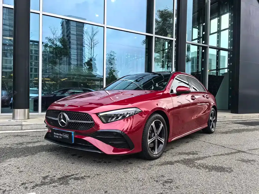 Mercedes-Benz A-Class — фото 1