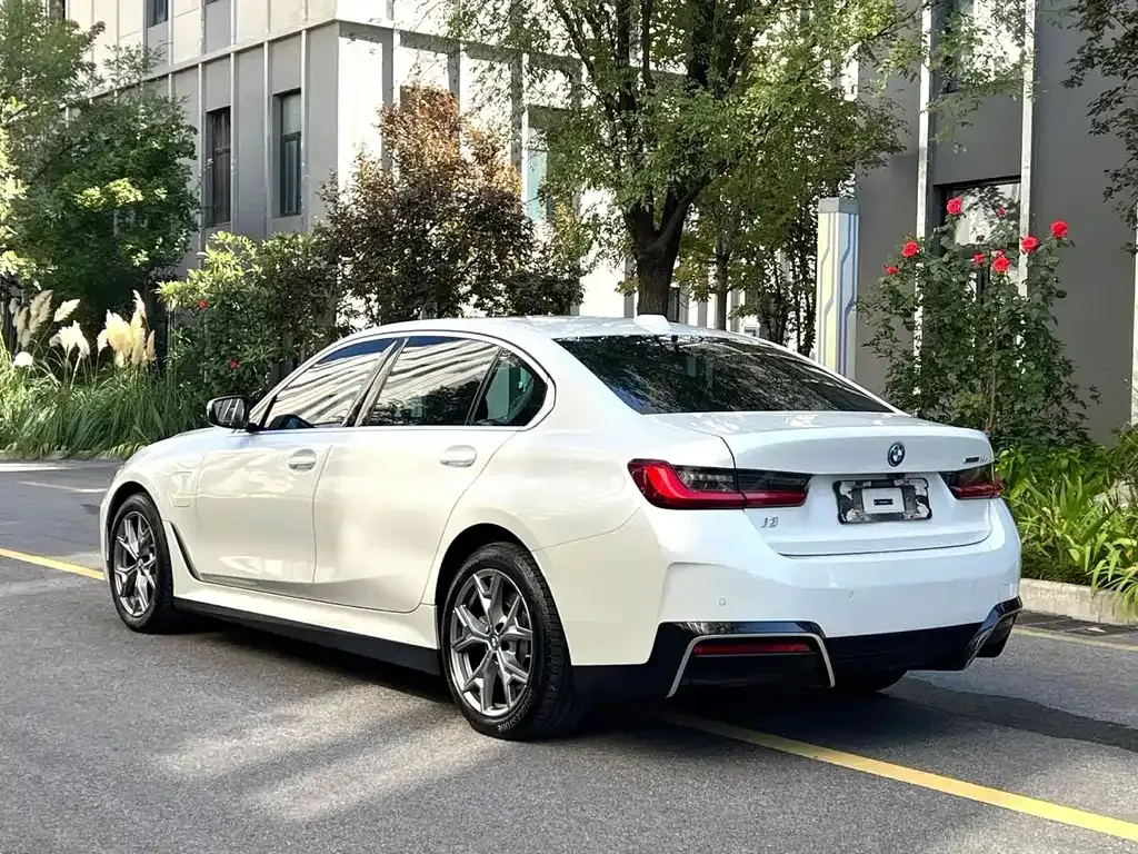 BMW i3 — фото 6