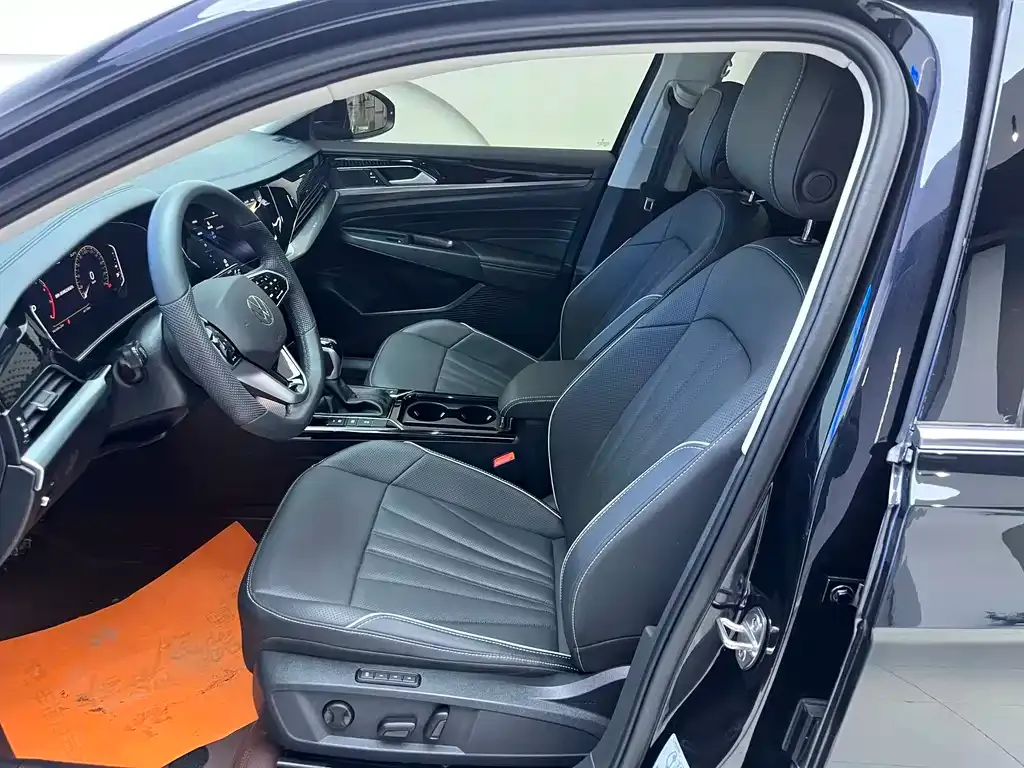 Volkswagen Passat — фото 5