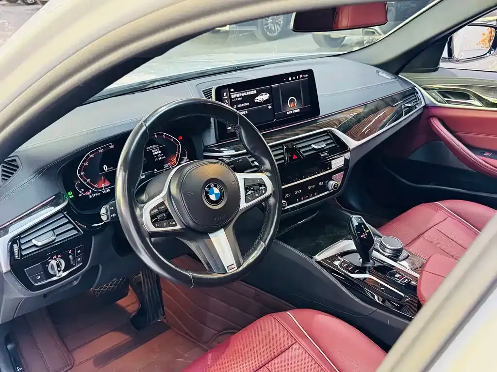 BMW 5 Series — фото 3
