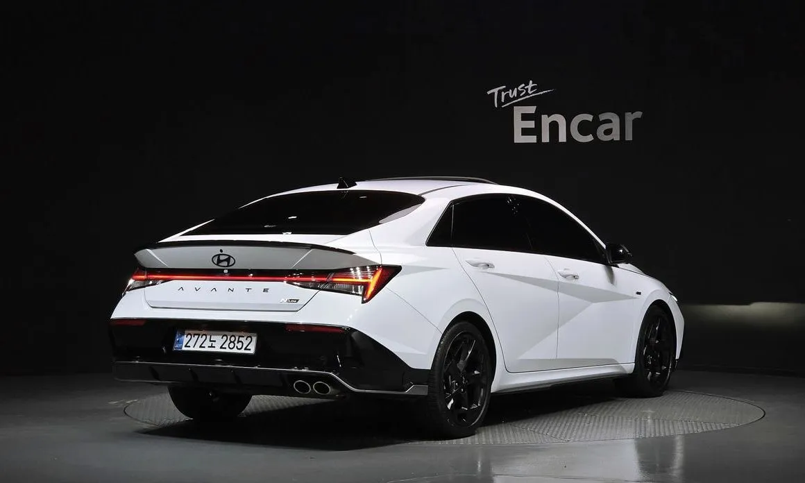 Hyundai AVANTE — фото 3