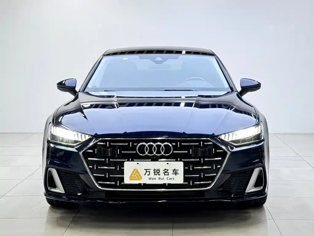 Audi A7L — фото 7