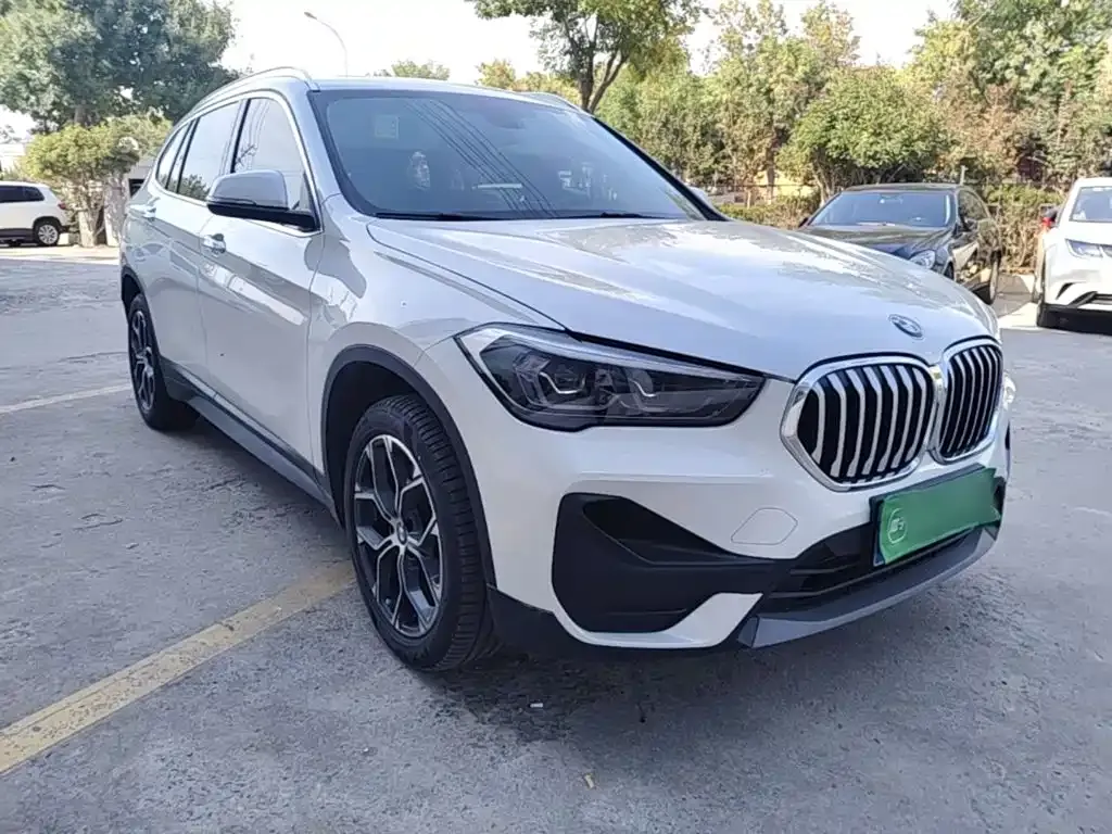 BMW X1 — фото 7