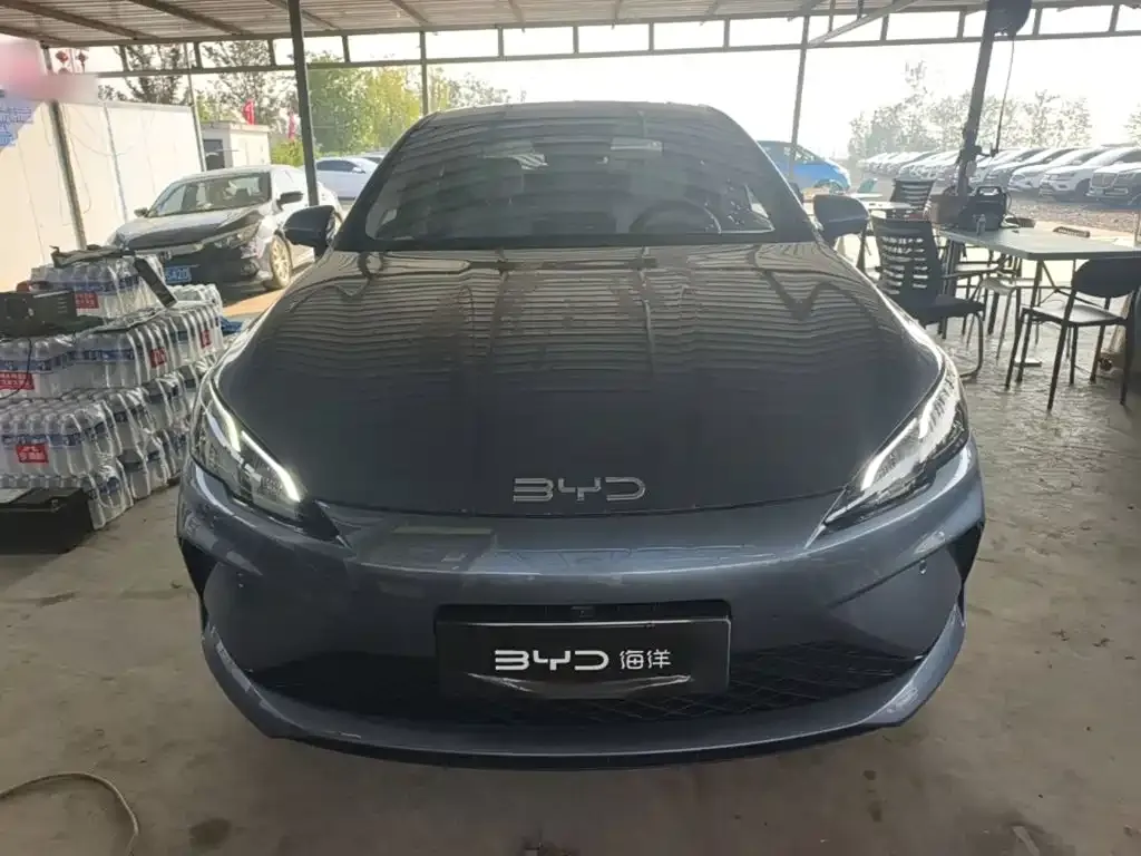 BYD Seal 05 DM-i — фото 8