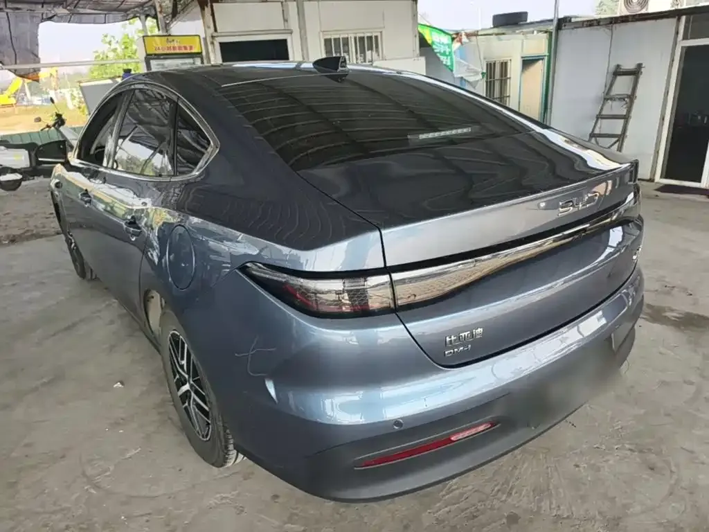 BYD Seal 05 DM-i — фото 7
