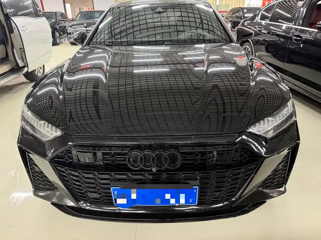 Audi A7 — фото 1
