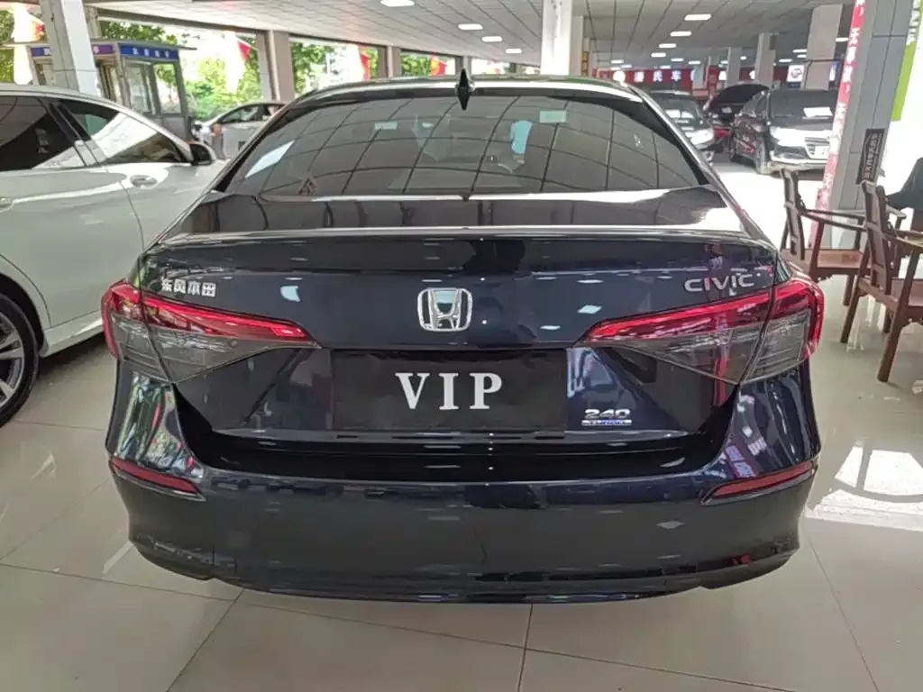Honda Civic — фото 7