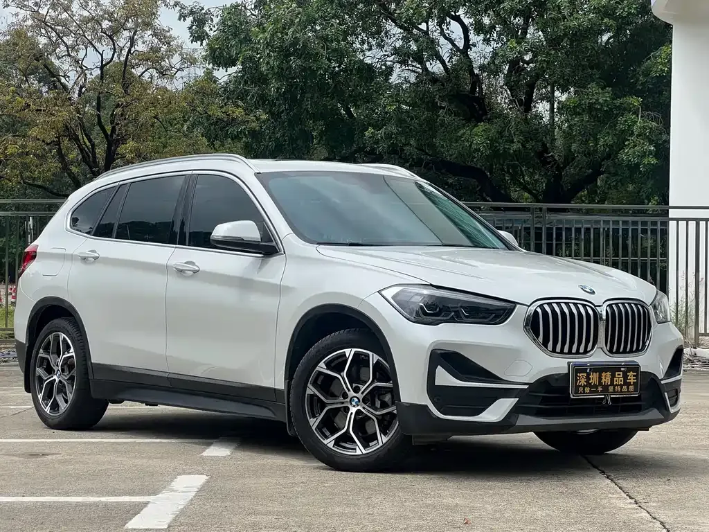 BMW X1 — фото 8
