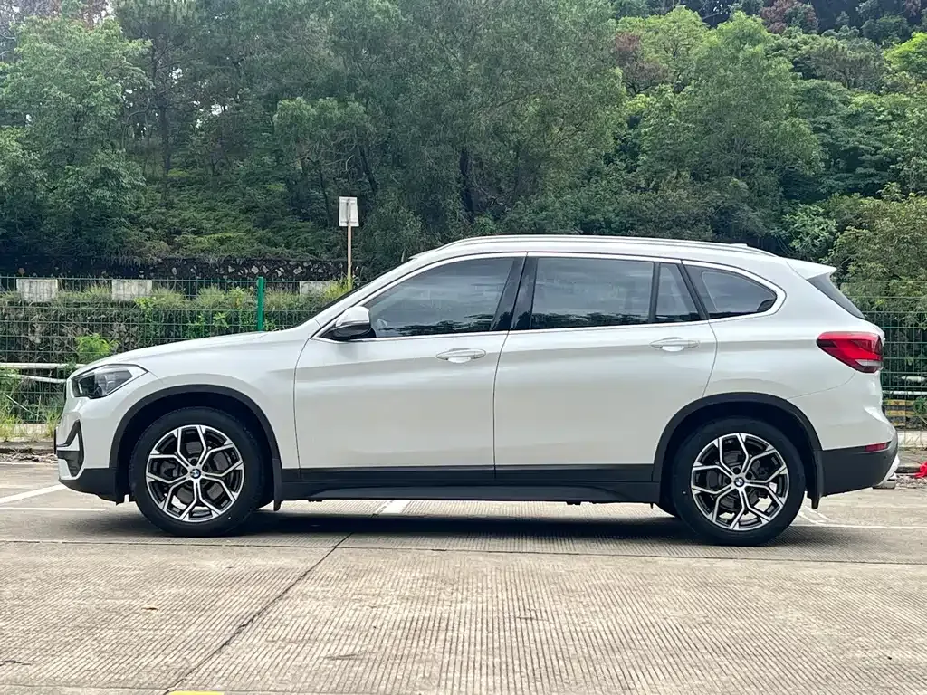 BMW X1 — фото 4