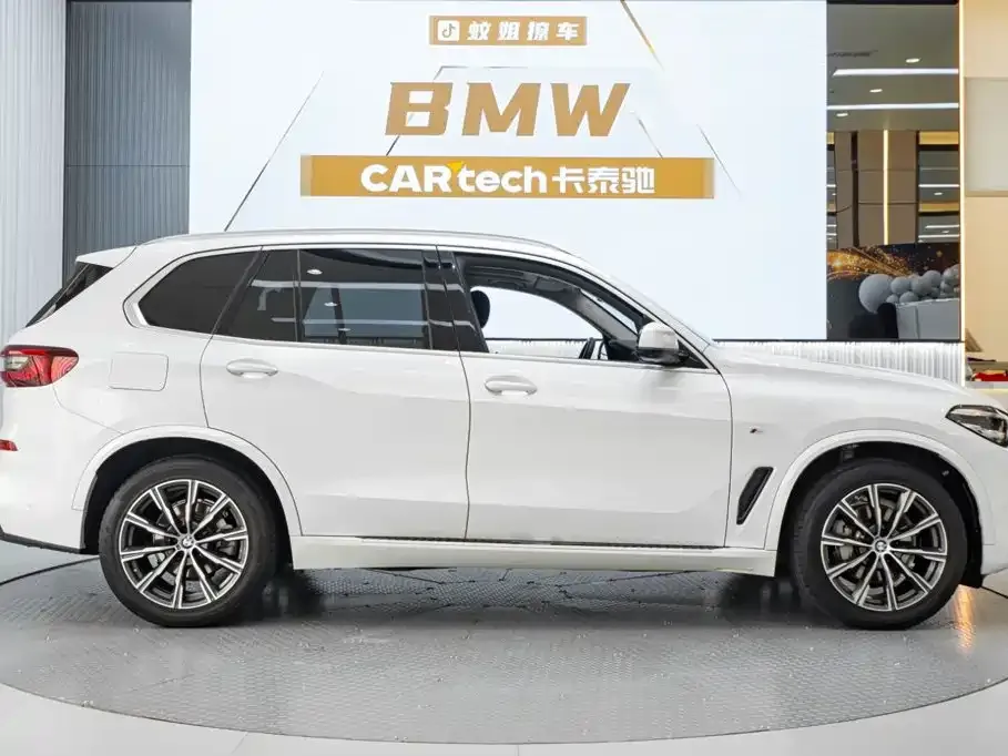 BMW X5 (Import) — фото 10