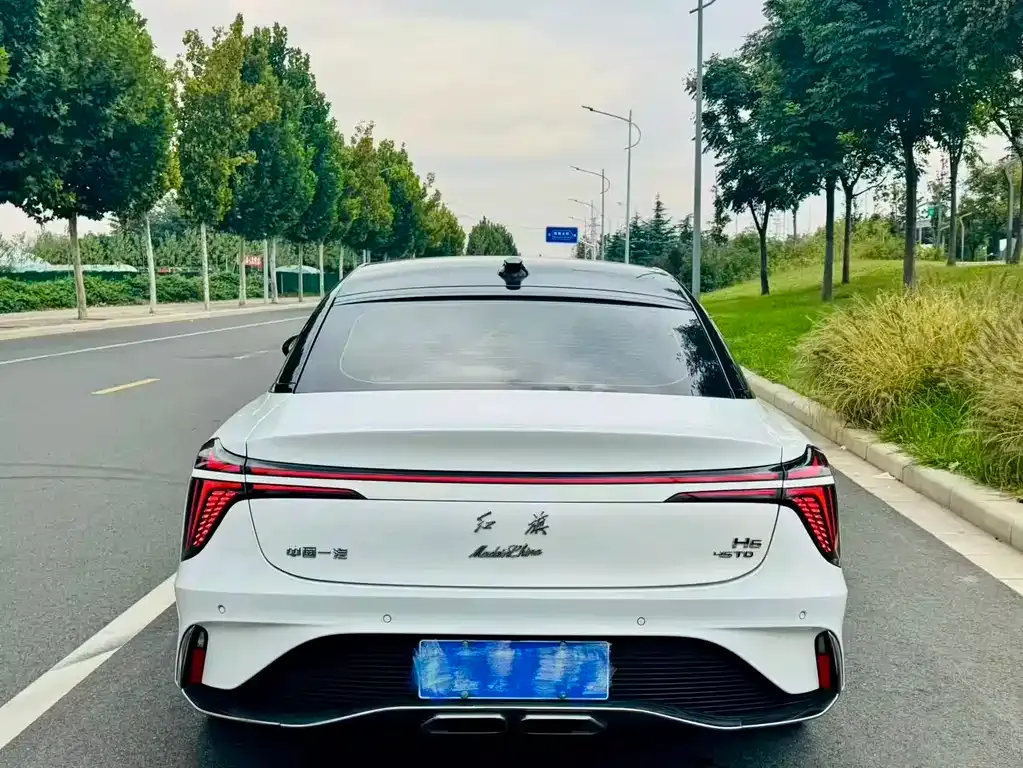 Hongqi H6 — фото 4