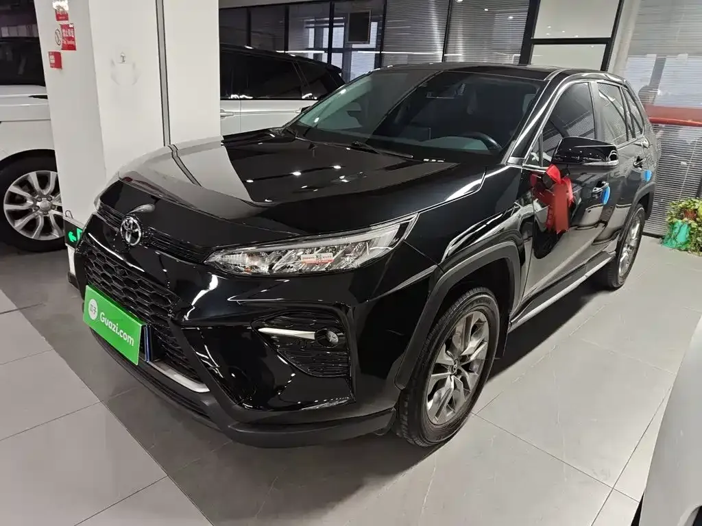 Toyota Wildlander — фото 1