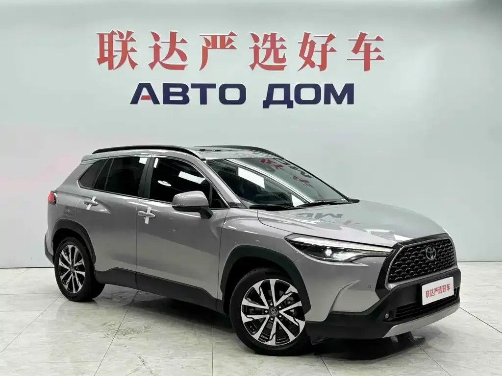 Toyota Corolla Cross — фото 10