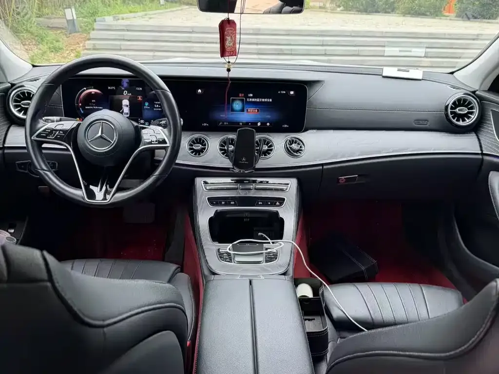 Mercedes-Benz CLS — фото 7