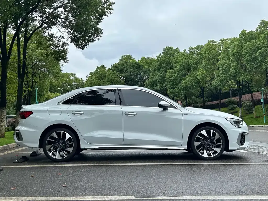 Audi A3 — фото 10
