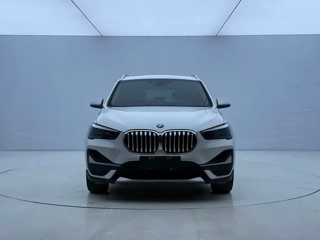 BMW X1 — фото 6