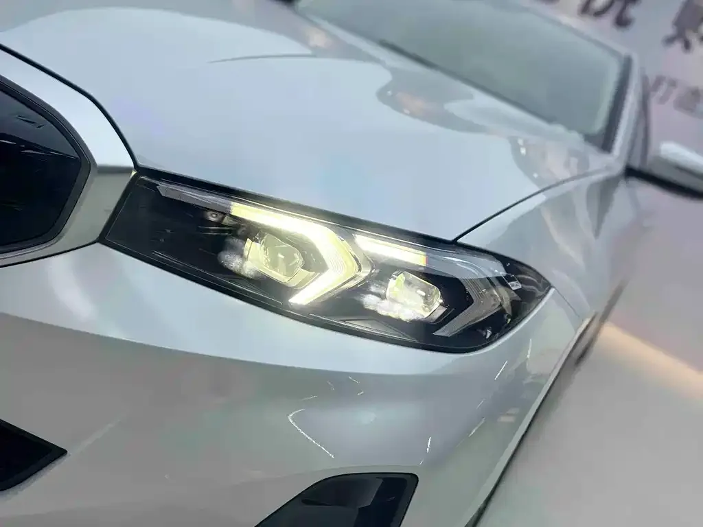 BMW i3 — фото 2