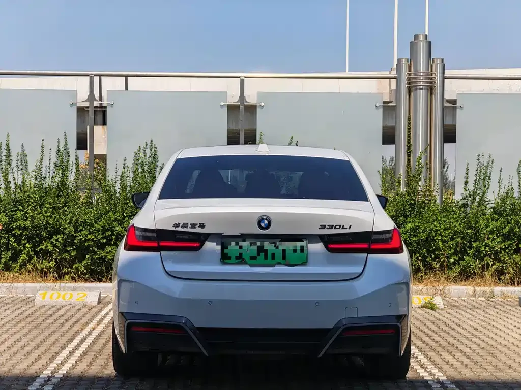 BMW i3 — фото 3