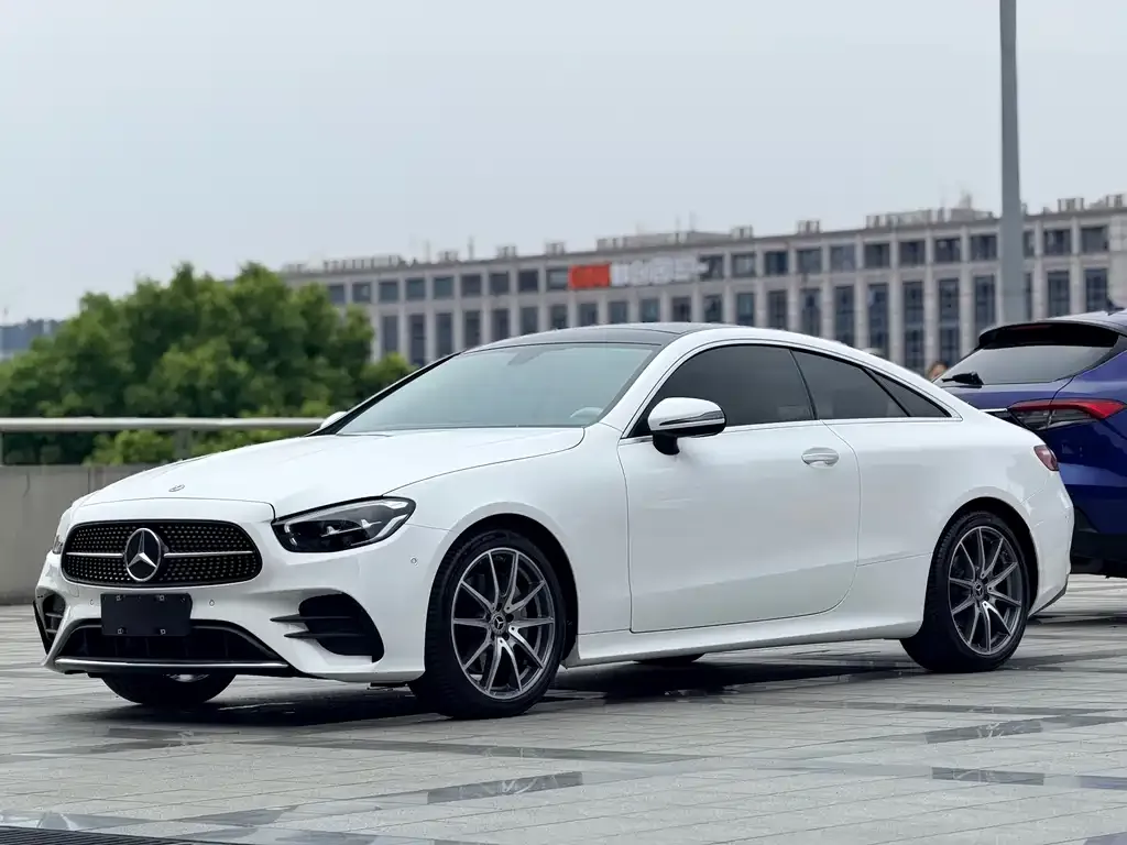 Mercedes-Benz E-Class (Import) — фото 1