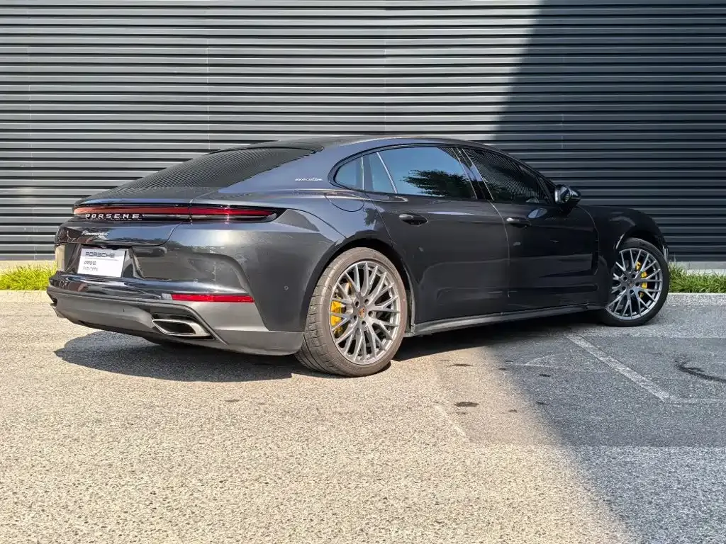 Porsche Panamera — фото 6