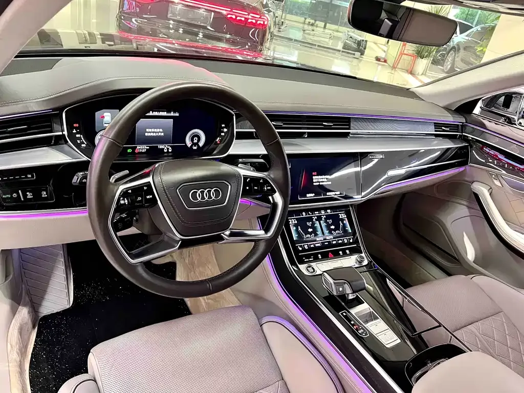Audi A8 — фото 9