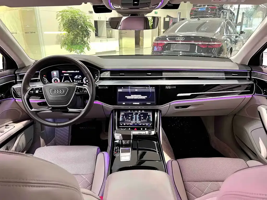 Audi A8 — фото 7