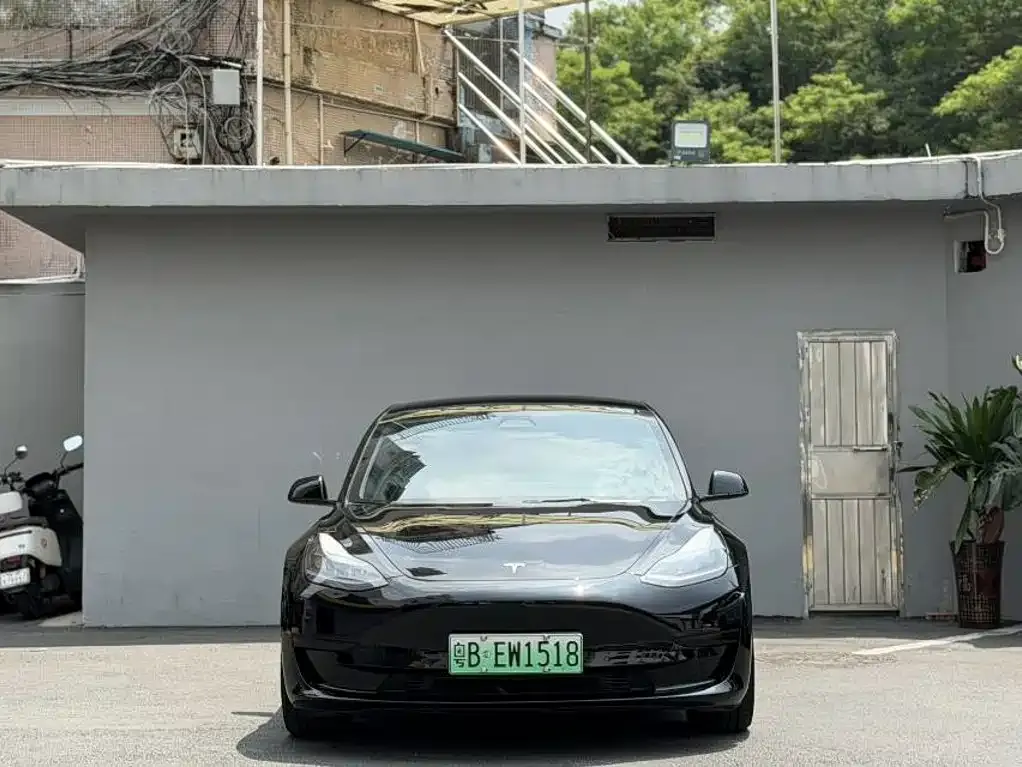Tesla Model 3 — фото 6