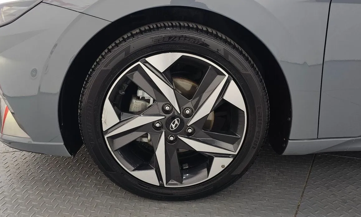 Hyundai AVANTE — фото 8