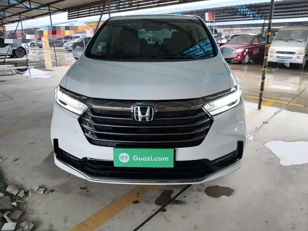 Honda Odyssey — фото 1