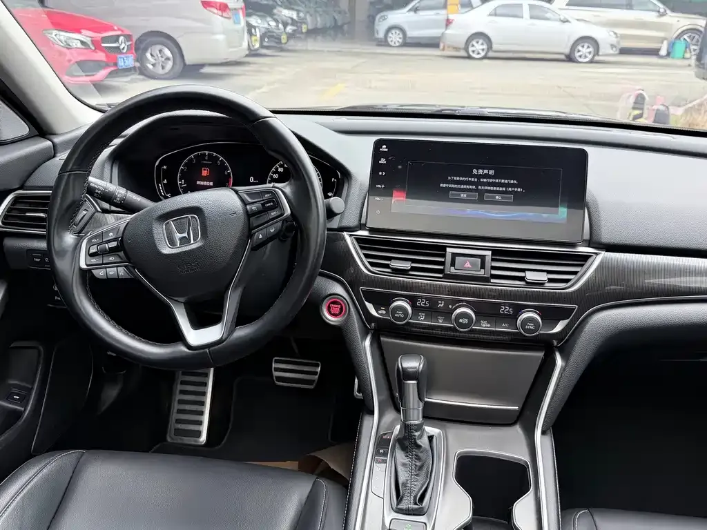 Honda Accord — фото 2
