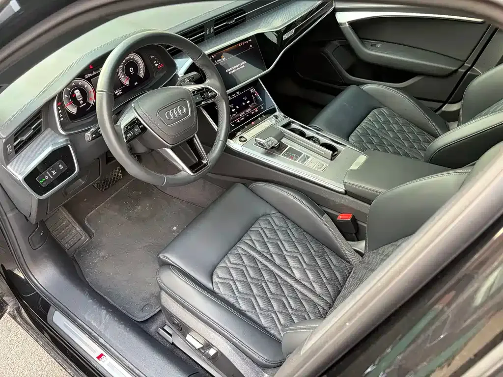 Audi A6L — фото 6