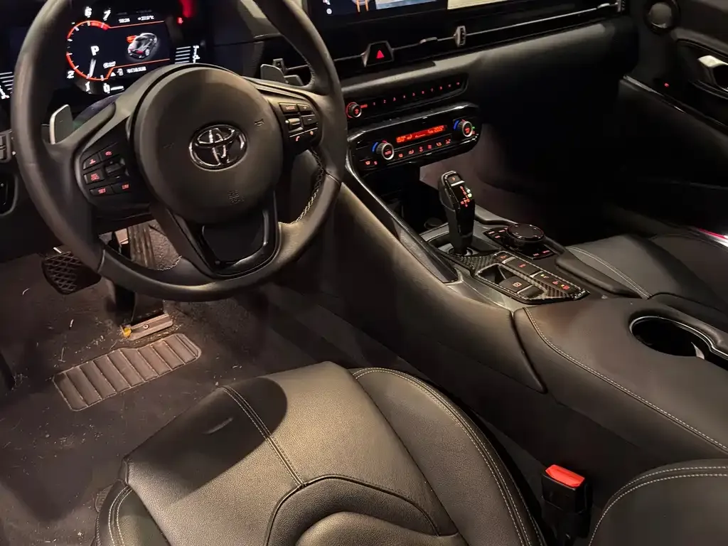 Toyota Supra — фото 2