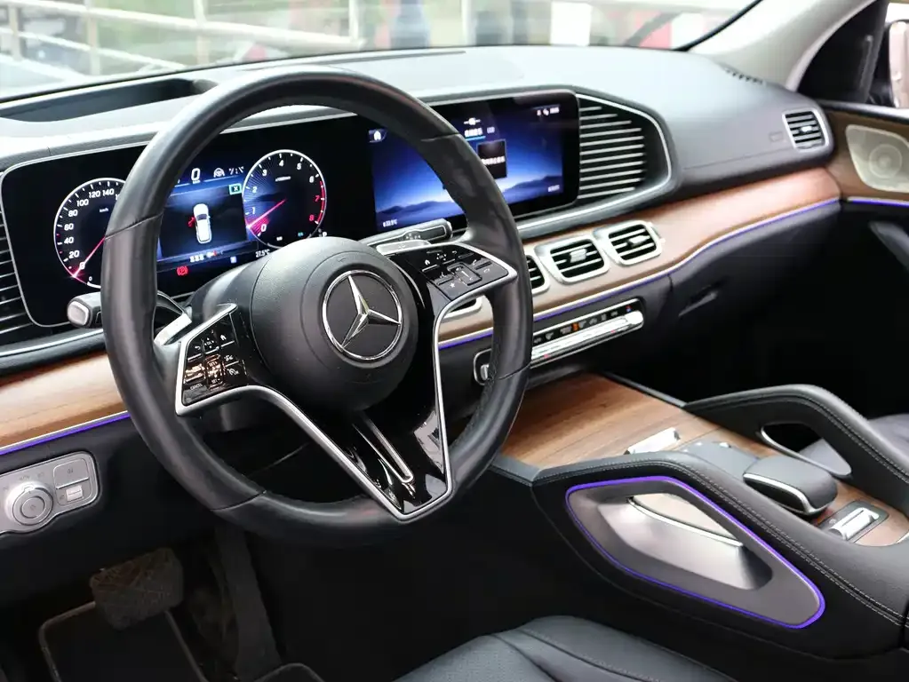 Mercedes-Benz GLE (Import) — фото 8