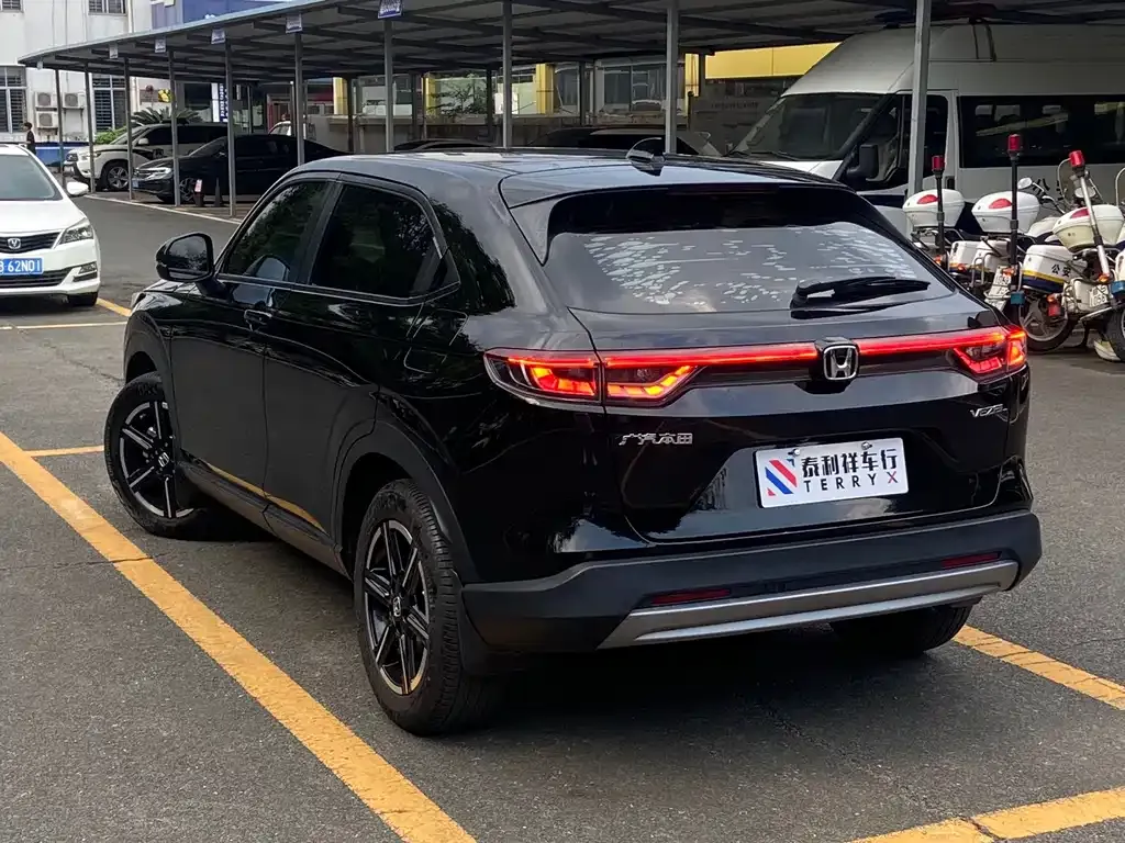 Honda Vezel — фото 10
