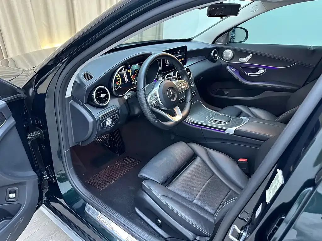 Mercedes-Benz C-Class — фото 10