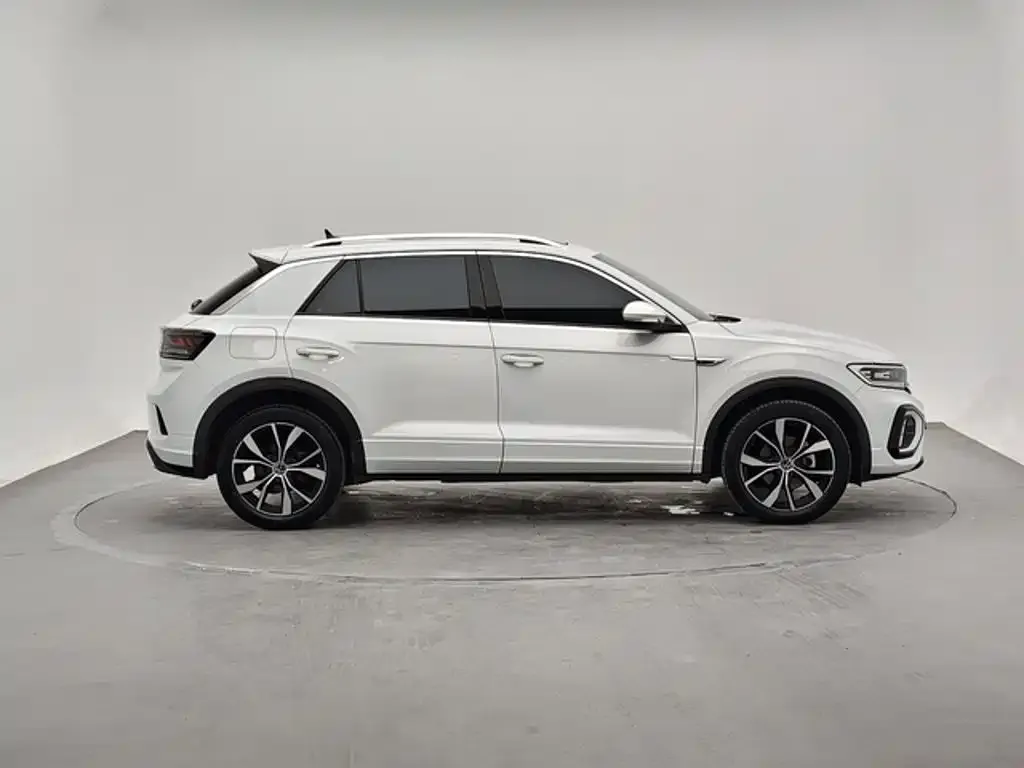 Volkswagen T-Roc — фото 3