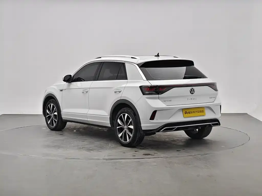 Volkswagen T-Roc — фото 5