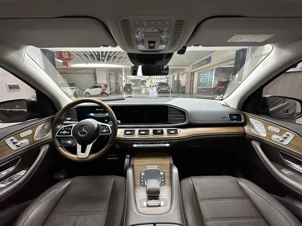 Mercedes-Benz GLS — фото 2