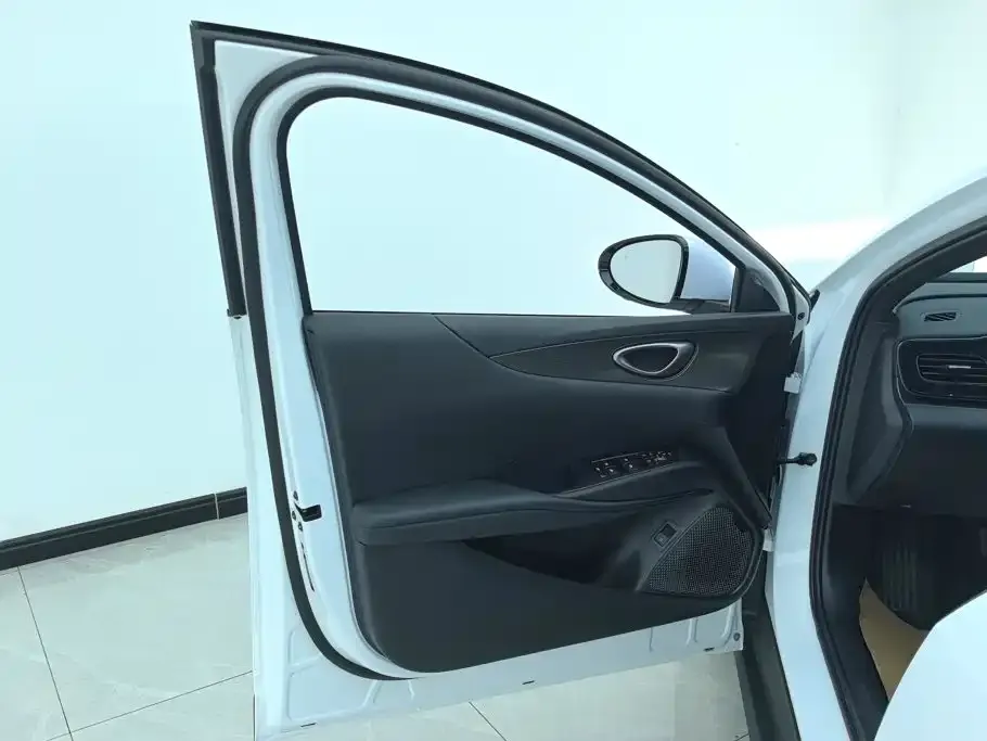 BYD Seal 06 — фото 9
