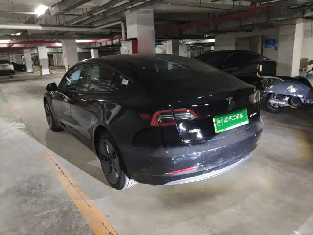 Tesla Model 3 — фото 6