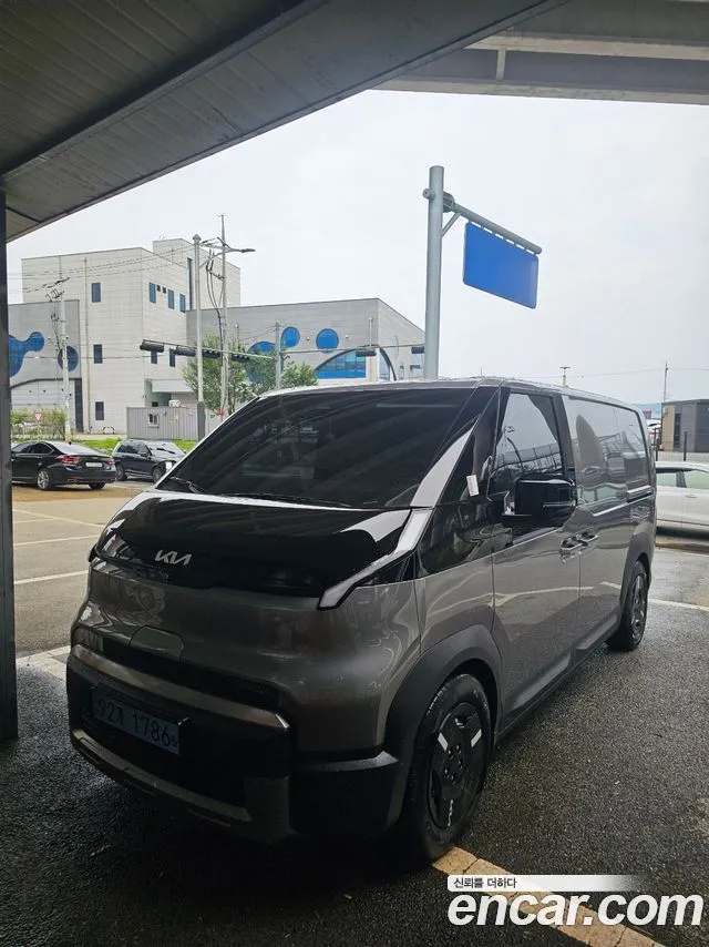 Kia PV5 — фото 8
