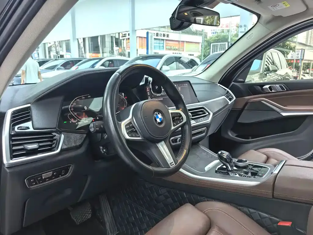 BMW X5 (Import) — фото 8