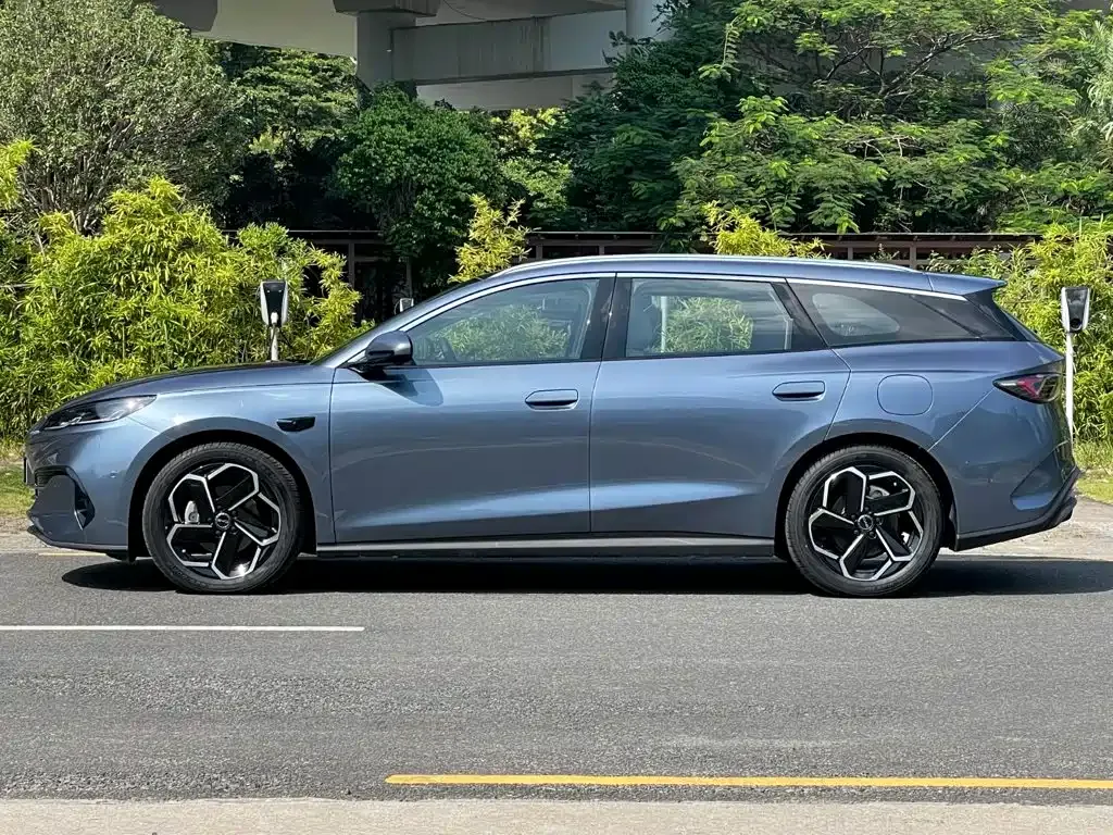 BYD Seal 06 DM-i Touring — фото 7