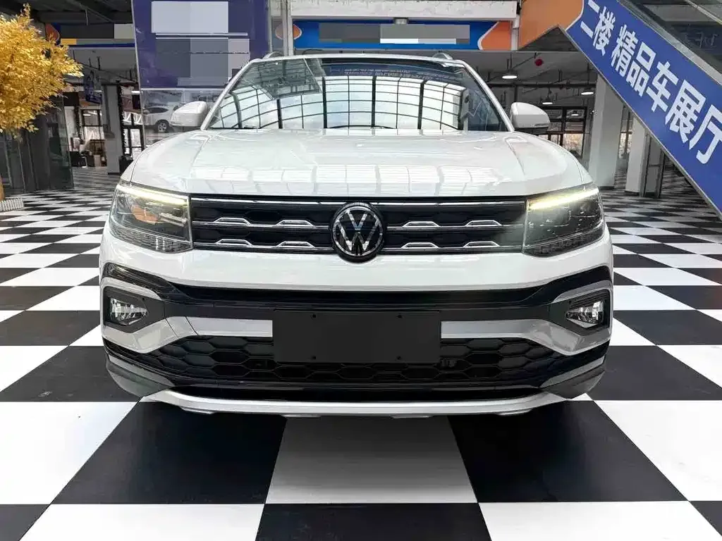 Volkswagen T-Cross — фото 7